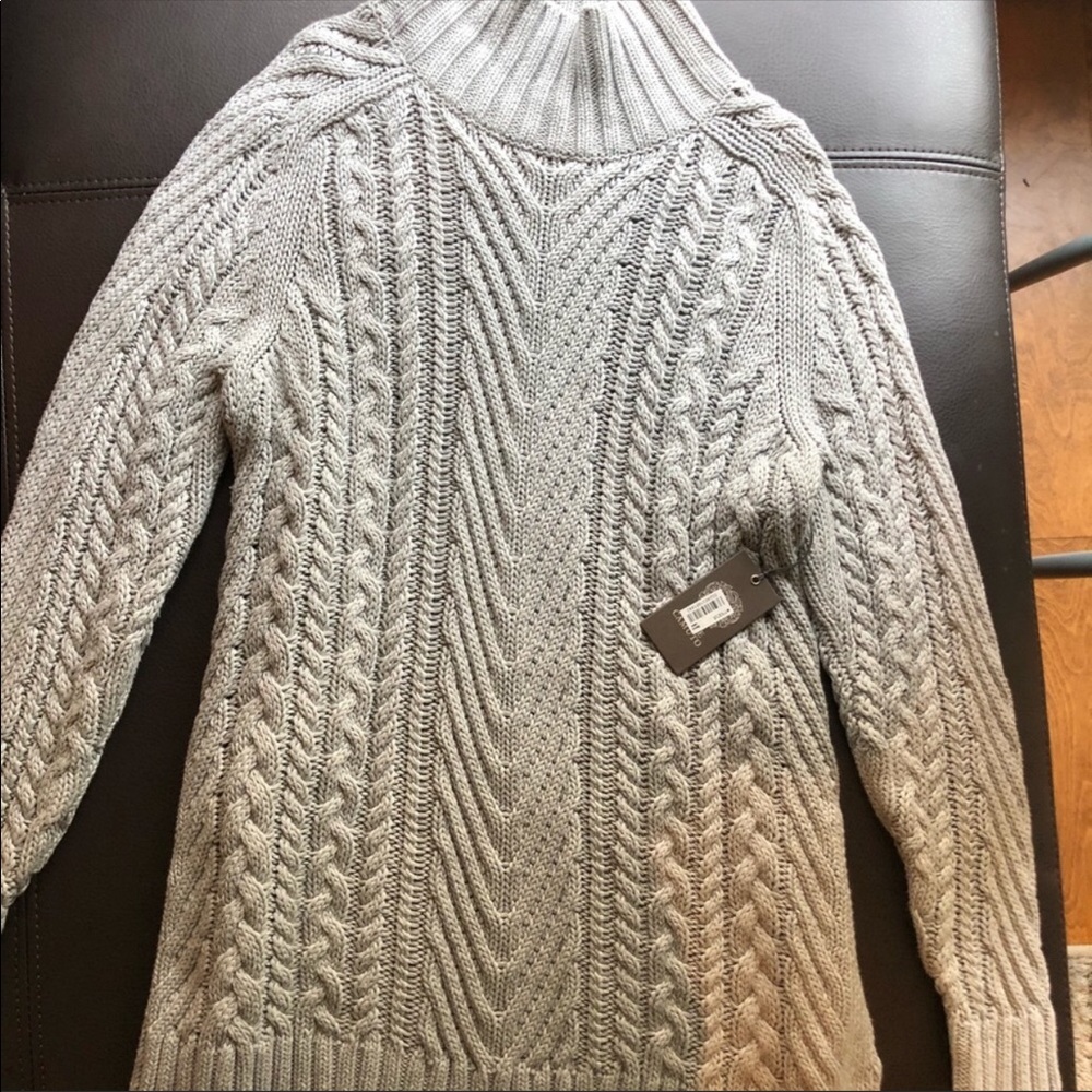 Vince Camuto Sweater